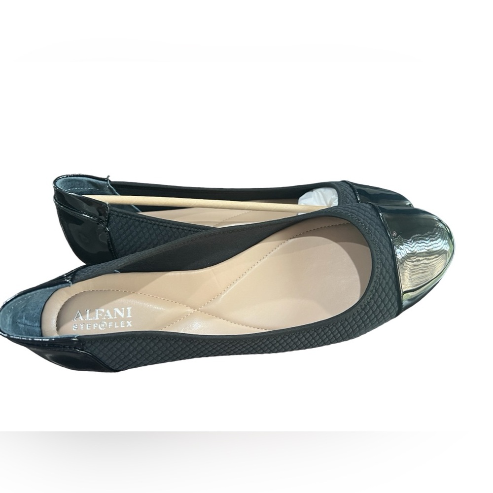NWT Alfani Flats Women’s size 10M NWT